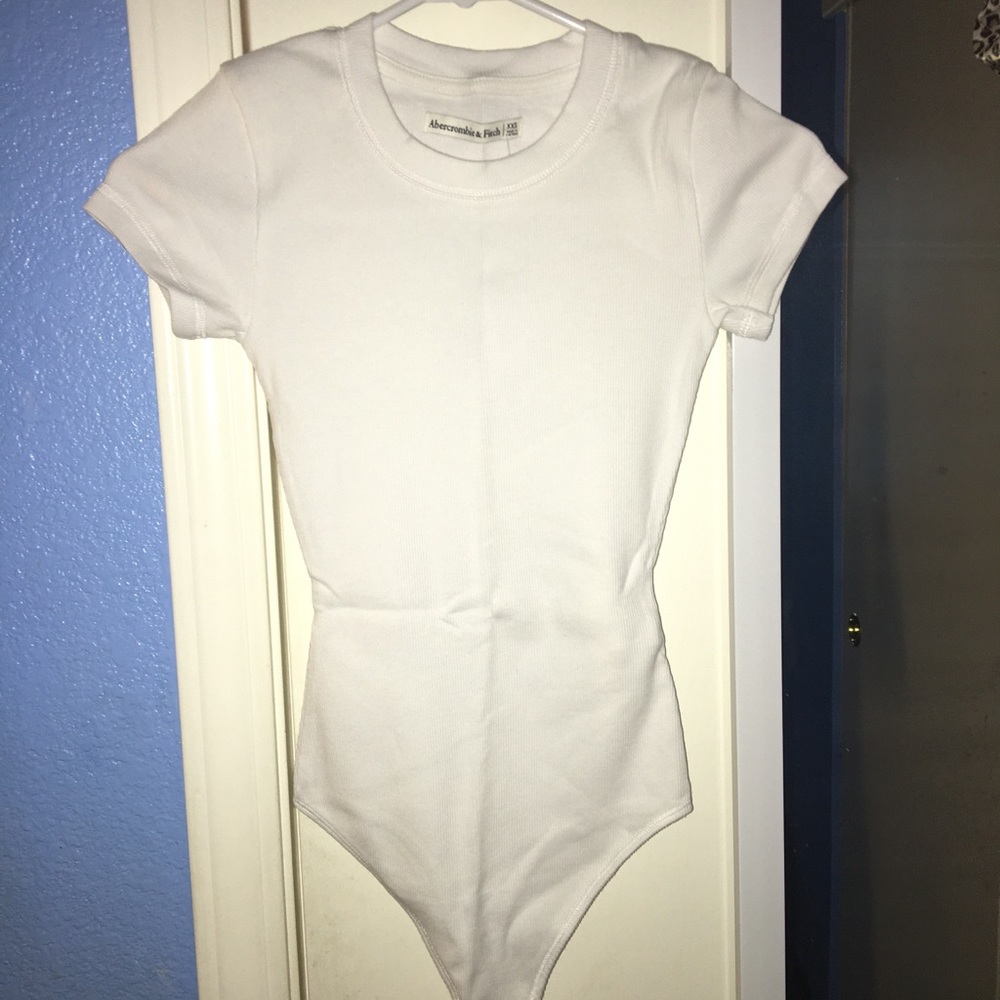 Abercrombie & Fitch White Ribbed Crewneck Bodysuit - Picture 1 of 4